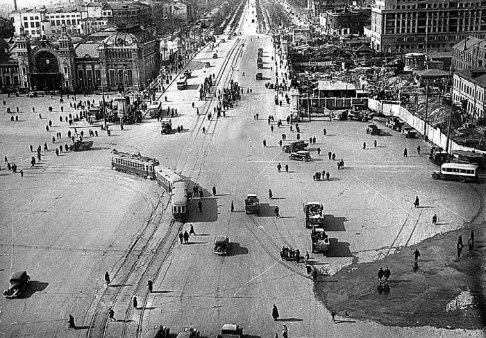 Парижские мальчики в сталинской Москве